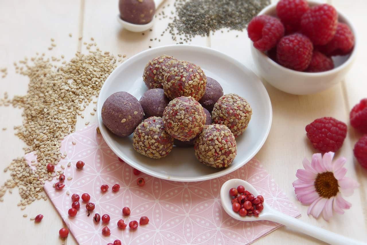 raspberry energy bites